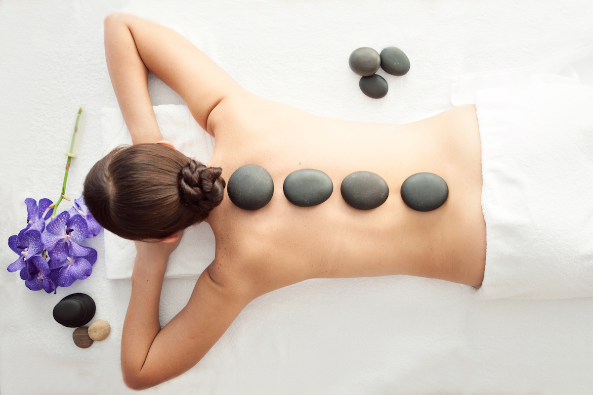 TOP 10 Benefits Of Hot Stone Massage